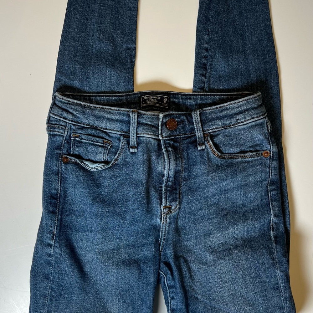 Abercrombie mid ride super skinny ankle jeans